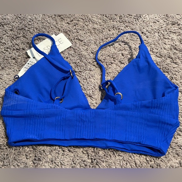 L SPACE Winnie top. Royal blue. Size medium. New with tags! - Picture 3 of 3